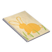 Gele Bunny en groene gras door Chariklia Zarris Notitieboek (Rechterzijde)