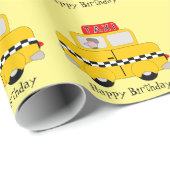 Gele cabine ontwerp gepersonaliseerde verjaardag cadeaupapier (Rol Hoek)