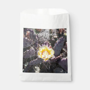 Gele cactus bloem in de lente bedankzakje