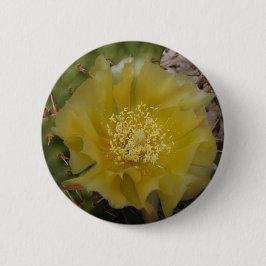Gele Cactus In Bloei Ronde Button 5,7 Cm