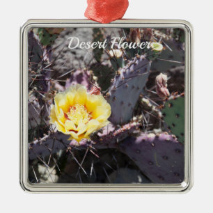 Gele cactusbloem in de lente metalen ornament