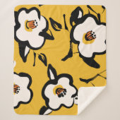 Gele Camellia, schetsmatig bloemig . Sherpa Deken (Voorkant)