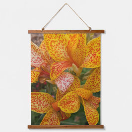 Gele Canna-lelie met rode spikkels bloem Hangend Wandkleed