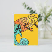 Gele chameleon reptile art doedle illustratie briefkaart (Staand voorkant)