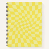 Gele cheques met geketste kweekingen van retro notitieboek (Voorkant)
