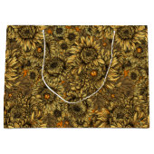 Gele chrysanthemumbloemen en oranje kevers groot cadeauzakje (Voorkant)