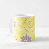 Gele cirkels met Paarse Lotus Flower Pattern Koffiemok (Voorkant links)