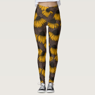 Gele condensors op donkerbruin leggings