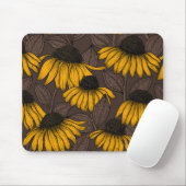 Gele condensors op donkerbruin muismat (Met muis)