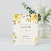 Gele Crème Bloemen Bruiloft Budget Uitnodiging (Staand voorkant)