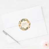 Gele Crème Bloemige Verjaardagsnaam Ronde Sticker (Envelop)
