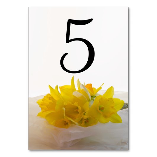 Gele Daffodils op Witte Trouwtafel Nummers Kaart (Voorkant)