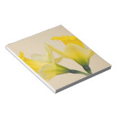Gele daffodis notitieblok (Schuin)