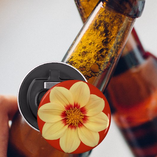 Gele Dahlia op de Rode Floral Button Flesopener