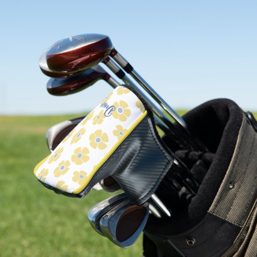 Gele Daisies Dames Golfheadcover (Insitu)