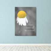 Gele Daisy flower Canvas Afdruk (Insitu (Houten vloer))