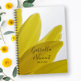 Gele Daisy Flower Petals Weddenschap Notitieboek
