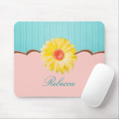 Gele Daisy op Roze & Blauwgroen Gepersonaliseerd Muismat (Met muis)