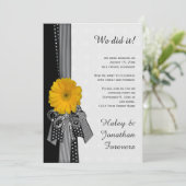 Gele Daisy Zwart Wit Damast Receptie Alleen Kaart (Staand voorkant)