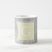 Gele  Damask Monogram Mok (Center)