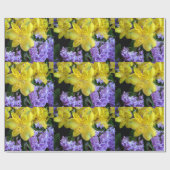 Gele Daylilies & Paarse Lila Bloemen Cadeaupapier (Vlak)