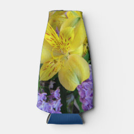 Gele Daylilies & Paarse Lila Bloemen Flesjeskoeler