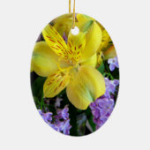 Gele Daylilies & Paarse Lila Bloemen Keramisch Ornament (Achterkant)