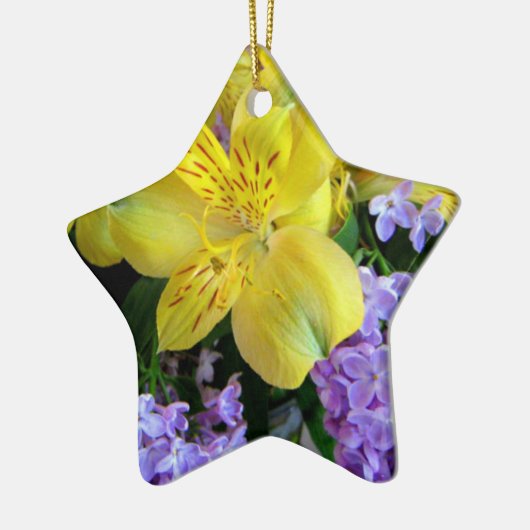 Gele Daylilies & Paarse Lila Bloemen Keramisch Ornament (Links)