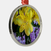 Gele Daylilies & Paarse Lila Bloemen Metalen Ornament (Rechts)