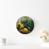 Gele deegels en een geel paasei ronde klok (Huis)