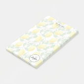 Gele emons met Groene Bladeren Patroonmonogram Post-it® Notes (Schuin)