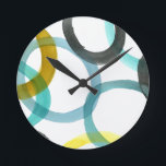 Gele en blauwe cirkels met elkaar verbinden ronde klok<br><div class="desc">Een eenvoudige afdruk van het met elkaar verbinden van gele en blauwe cirkels door Megan Meagher. De witte achtergrond laat de kleuren van de cirkels pop. Koop vandaag nog uw exemplaar!</div>