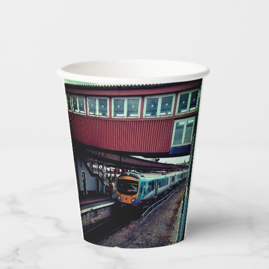 Gele en blauwe trein papieren bekers (Voorkant)