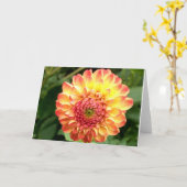 Gele en oranje dahlia op een blanco kaart (Gele Bloem)