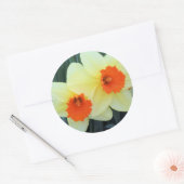 Gele en Oranje narcissen Ronde Sticker (Envelop)