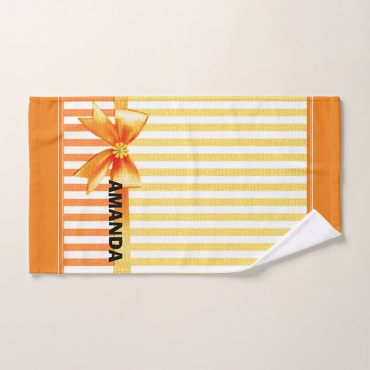 Gele en oranje streep, gepersonaliseerd lint bad handdoek (Handdoek)