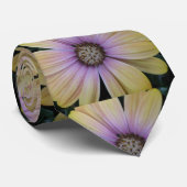 Gele en Paarse Daisy Flower Stropdas (Opgerold)