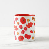 Gele en Rode Tomaat Gekleurde Potloodtekening Tweekleurige Koffiemok (Center)