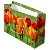 Gele en rode tulpen groot cadeauzakje (Voorkant Gekanteld)