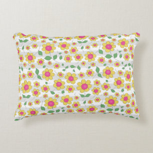Gele en roze madeliefjes bloemenkinderen tekening accent kussen