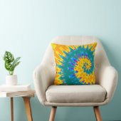 Gele en turquoise spiraal tie-dye kussen (Stoel)
