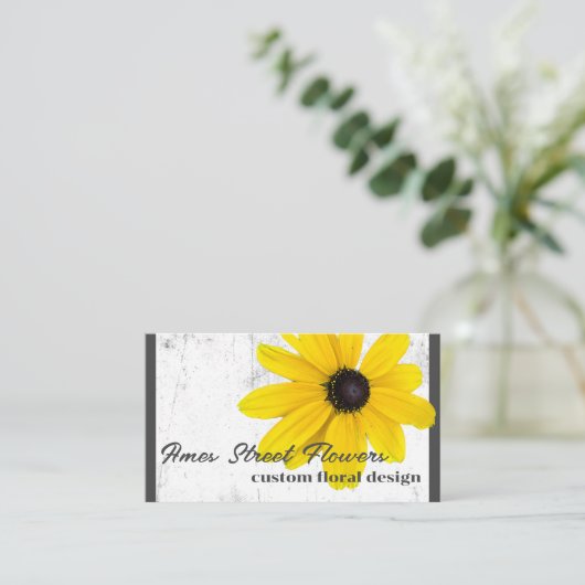 Gele en witte bloem voor bloemist of andere visitekaartje (Staand voorkant)