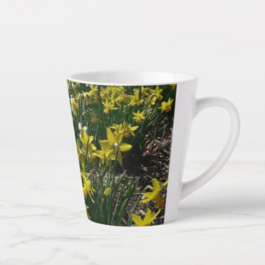 Gele en witte deffodils Spring Flowers Latte Mok (Rechts)