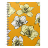 Gele en witte orchidee bloemen notitieboek (Voorkant)