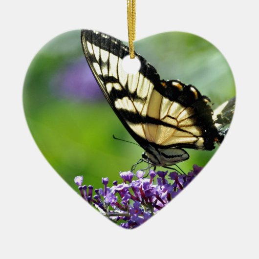 Gele en zwarte vlinder op lavender keramisch ornament (Voorkant)