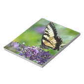 Gele en zwarte vlinder op lavender notitieblok (Linkerzijde)