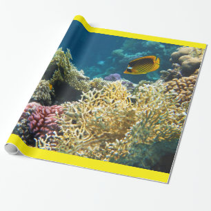 Gele en zwarte vlindervis cadeaupapier