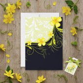 Gele Floral Background-uitnodigingen Kaart
