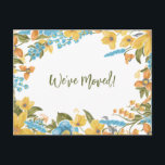 Gele Floral We hebben een nieuwe mededeling van he Briefkaart<br><div class="desc">Deze charmante adreswijziging briefkaart beschikt over een vrolijke bloemenrand in goudgeel, zacht sinaasappel, en korenbloem blauw met waterverf groen. De met de hand geletterde tekst "We’ve Moved!" is gecentreerd in een vriendelijk penseelscript, waardoor een warme en gastvrije aankondiging ontstaat. Dit ontwerp is ideaal voor gezinnen, koppels of individuen die een...</div>