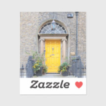 Gele Georgische deur in Dublin